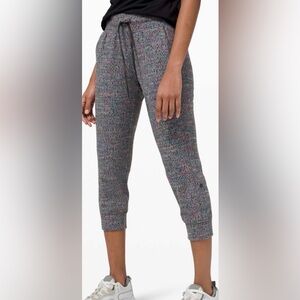 Lululemon Jogger Crop Pant Neon Tweed Jacquard Size 4